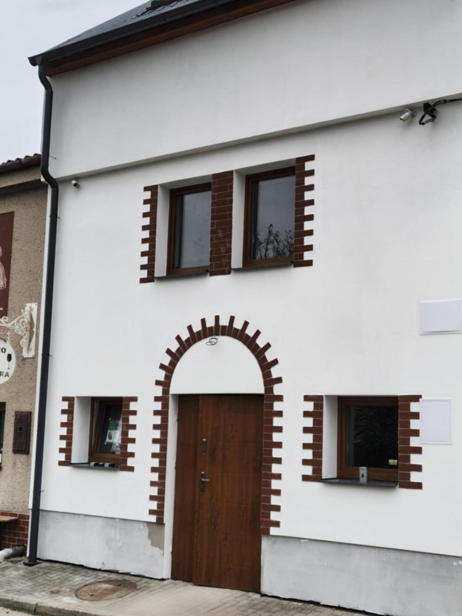 - Sklipek Otahalovo * Cejkovice (Hodonin)